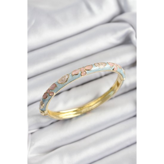 Mineli Pirinç Mavi Ve Pembe Çiçek Motifli Gold Renk Kadın Kelepçe - TJ-BB7392