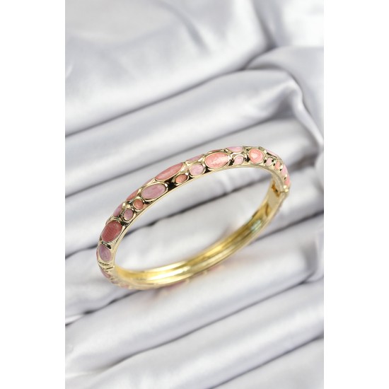 Mineli Pirinç Pembe Petek Motifli Gold Renk Kadın Kelepçe - TJ-BB7404