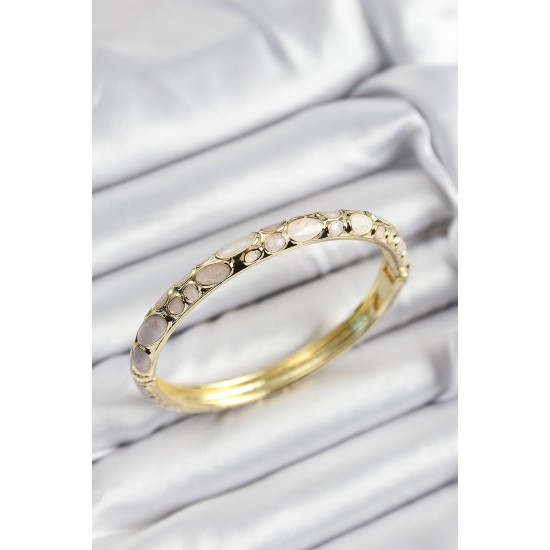 Mineli Pirinç Krem Petek Motifli Gold Renk Kadın Kelepçe - TJ-BB7405
