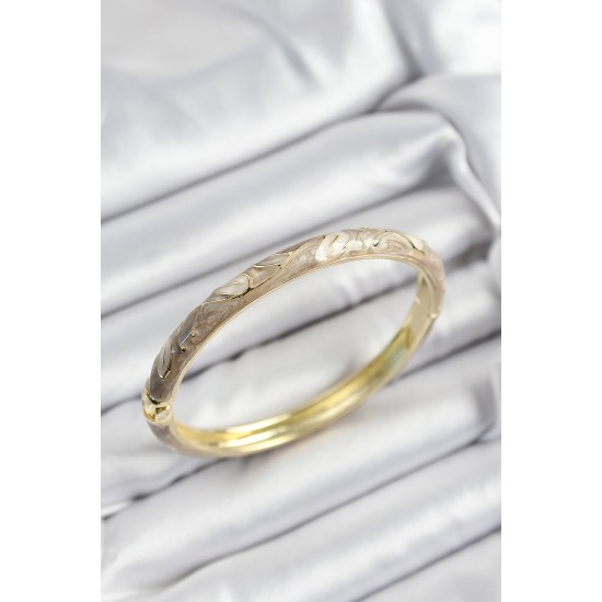 Mineli Pirinç Bej Mermer Motifli Gold Renk Kadın Kelepçe - TJ-BB7415