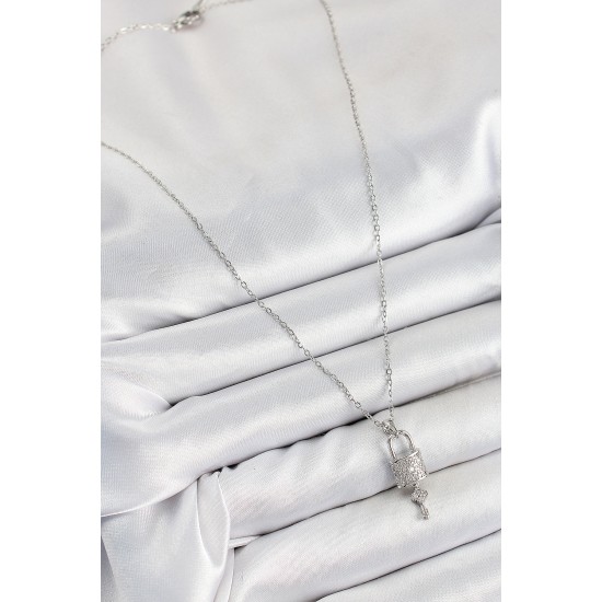 316L Çelik Zirkon Taşlı Kilit Ve Sallantılı Anahtar Model Gümüş Renk Kadın Kolye - TJ-BKO10354