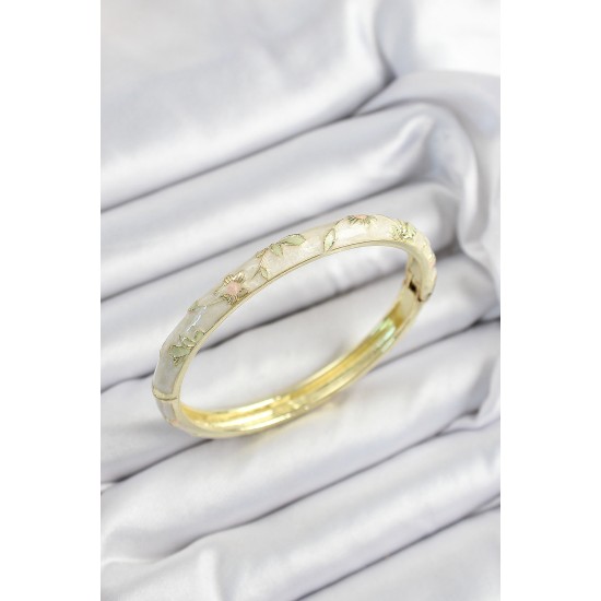 Mineli Pirinç Krem Çiçek Motifli Gold Renk Kadın Kelepçe - TJ-BB7438