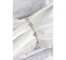 Pirinç Zirkon Taşlı Sıralı Yıldız Model Gümüş Renk Kadın Bileklik - TJ-BB7488