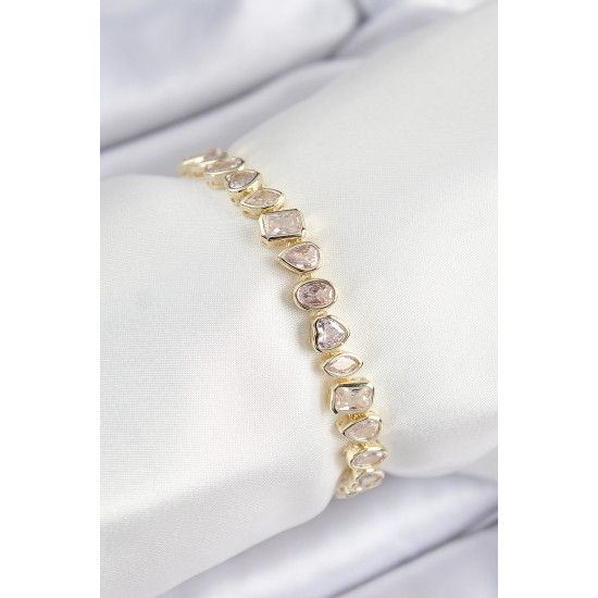 Pirinç Zirkon Taşlı Sıralı Damla Kalp Ve Dikdörtgen Model Gold Renk Kadın Bileklik - TJ-BB7490