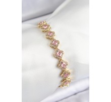Pirinç Zirkon Taşlı Pembe Yonca Baget Model Gold Renk VIP Seri Kadın Bileklik TJ-BB7506