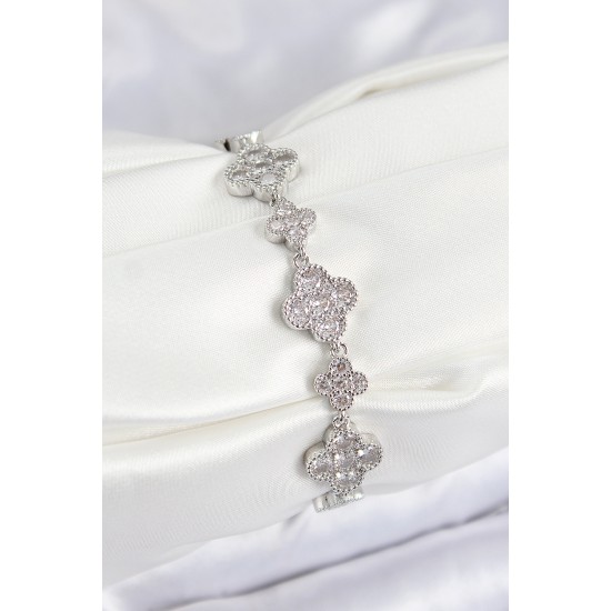 Pirinç Zirkon Taşlı Yonca Model Gümüş Renk VIP Seri Kadın Bileklik - TJ-BB7521