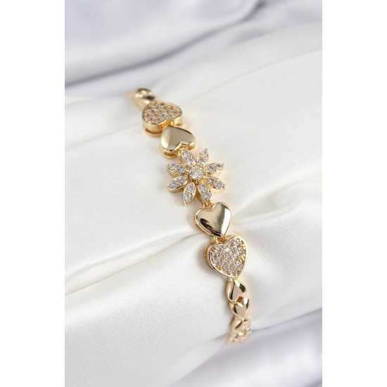 Pirinç Zirkon Taşlı Kalp Detaylı Çiçek Model Gold Renk Kadın Bileklik - TJ-BB7527