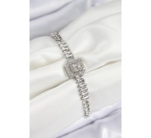 Pirinç Zirkon Taşlı Su Yolu Detaylı Baget Model Gümüş Renk Kadın Bileklik - TJ-BB7540