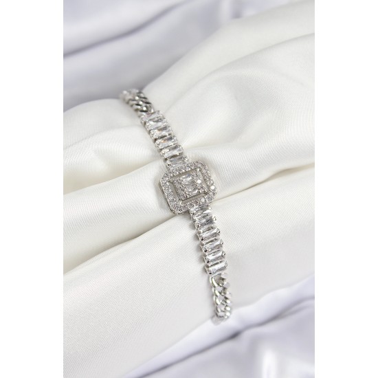 Pirinç Zirkon Taşlı Su Yolu Detaylı Baget Model Gümüş Renk Kadın Bileklik - TJ-BB7540