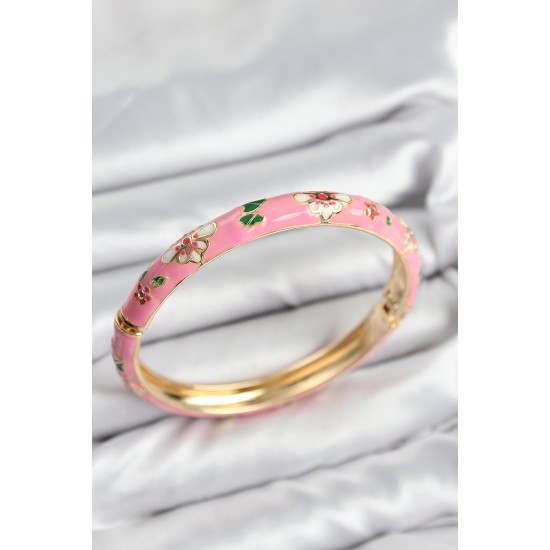 Mineli Pirinç Pembe Çiçek Motifli Gold Kadın Kelepçe - TJ-BB7617