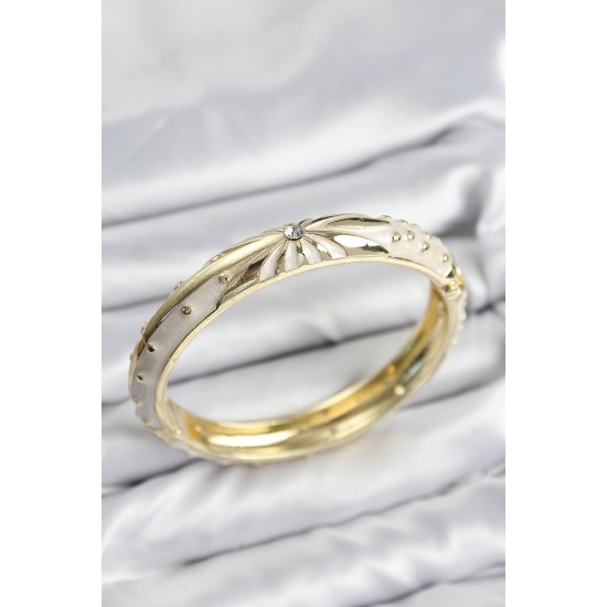 Mineli Pirinç Zirkon Taşlı Bej Desen Motifli Gold Kadın Kelepçe - TJ-BB7622