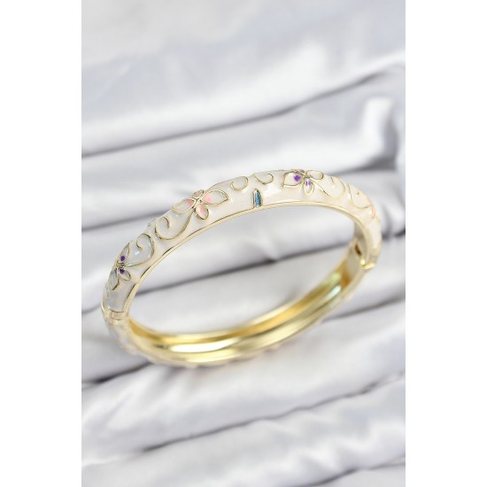 Mineli Pirinç Krem Çiçek Motifli Gold Kadın Kelepçe - TJ-BB7636