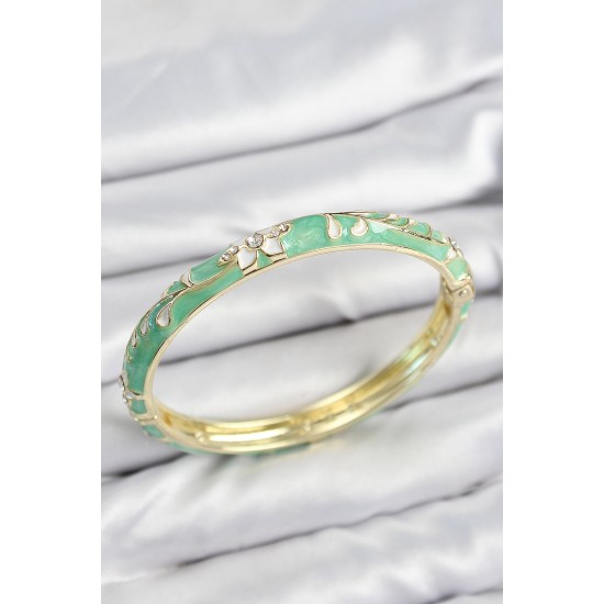 Mineli Pirinç Zirkon Taşlı Yeşil Çiçek Motifli Gold Kadın Kelepçe - TJ-BB7637