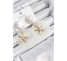 Pirinç İncili Deniz Kabuğu Figürlü Sedef Model Gold Renk Kadın Küpe - TJ-BKP11082