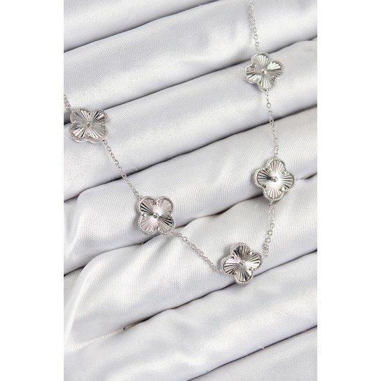 Pirinç VIP Yonca Model Gümüş Renk Kadın Kolye - TJ-BKO10483