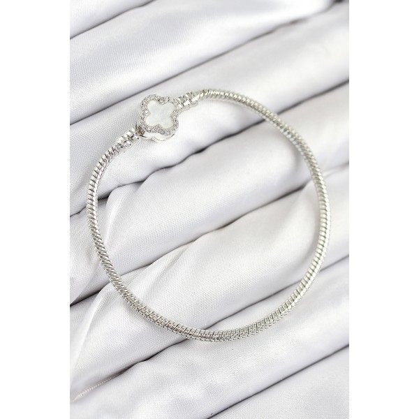 Pirinç Charm Zirkon Taşlı Yonca Model Gümüş Renk Kadın Bileklik - TJ-BB7799