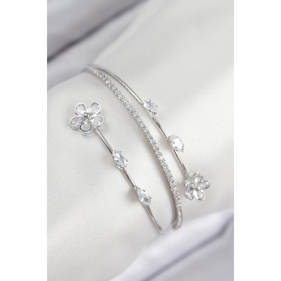 Pirinç Zirkon Taşlı Çiçek Model Gümüş Renk Kadın Bileklik - TJ-BB7860