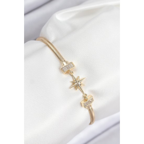 Pirinç Zirkon Taşlı Kutup Yıldızı Model Gold Renk Kadın Bileklik - TJ-BB7905