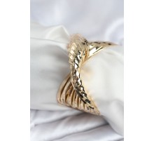 Pirinç Gold Renk Kıvrımlı Yarım Kelepçe Bileklik - TJ-BB7919