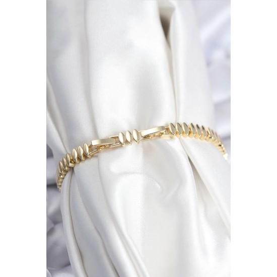 Pirinç VIP Seri Gold Renk Zirkon Taşlı Arpa Model Kadın Bileklik - TJ-BB7928