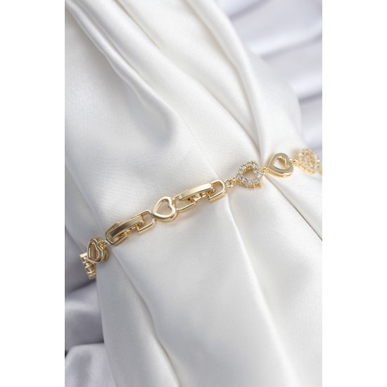Pirinç VIP Seri Gold Renk Sıralı Kalp Model Kadın Bileklik - TJ-BB7935