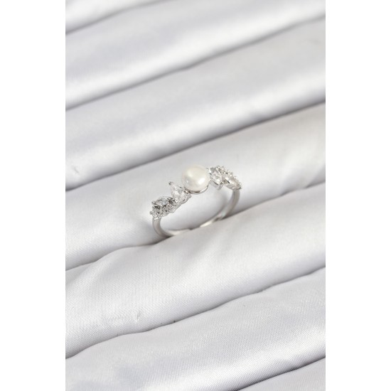 Pirinç Gümüş Renk Zirkon Taşlı İncili Model Kadın Yüzük - TJ-BYK3853