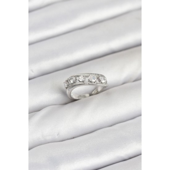 Pirinç Gümüş Renk Zirkon Taşlı Kadın Yüzük - TJ-BYK3873