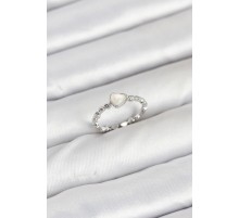 Pirinç Gümüş Renk Kalpli Model Kadın Yüzük - TJ-BYK3875