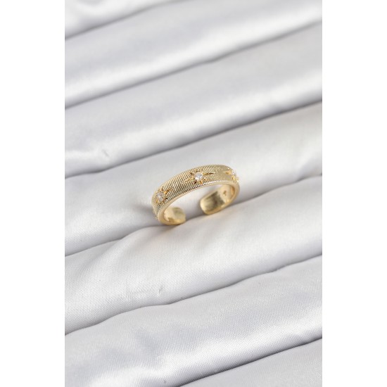 Pirinç Gold Renk Zirkon Taşlı Kutup Yıldızı Model Kadın Yüzük - TJ-BYK3898