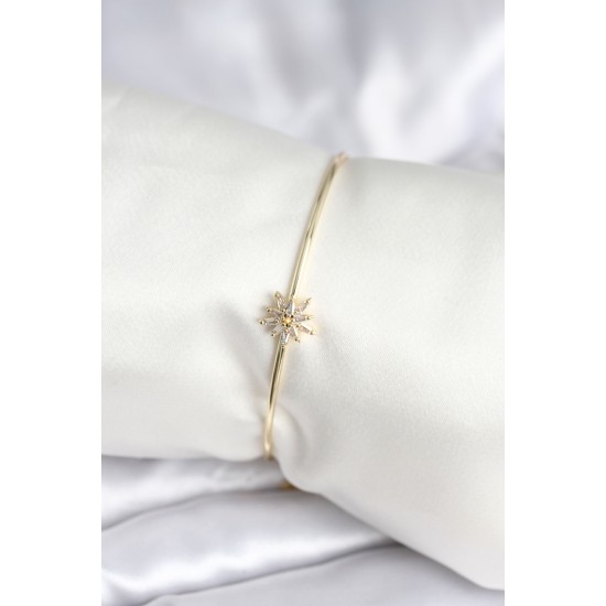 Yıldız Figürlü Gold Renk Pirinç Kadın Bileklik - TJ-BB8003
