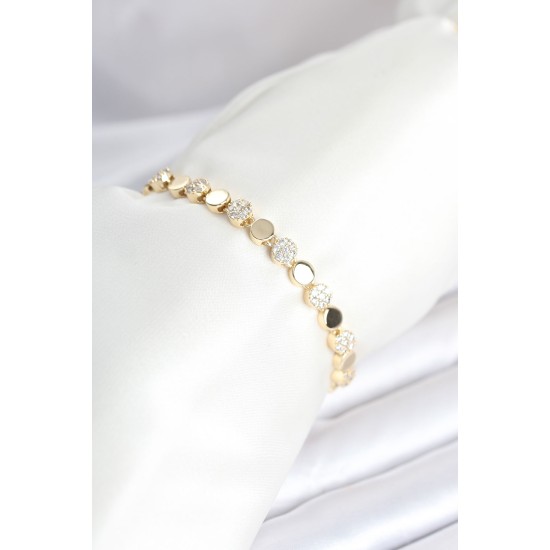 Pirinç Gold Renk Nokta Model Zirkon Taşlı Kadın Bileklik - TJ-BB8026