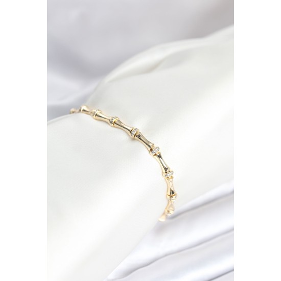Pirinç Gold Renk Kemik Model Zirkon Taşlı Kadın Bileklik - TJ-BB8028