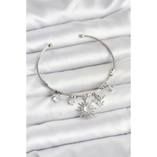 Güneş Charmlı Gümüş Renk Pirinç Kadın Bileklik - TJ-BB8042