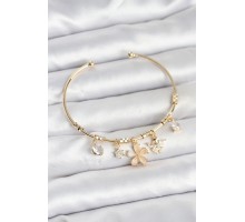 Çiçek ve Kelebek Charmlı Gold Renk Pirinç Kadın Bileklik - TJ-BB8049