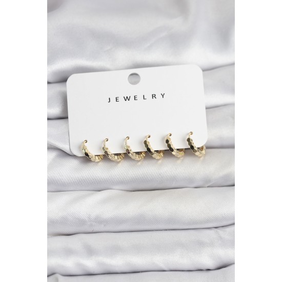 Gold Renk Pirinç Minimal Petek Detaylı Kadın Küpe Seti - TJ-BKP11475