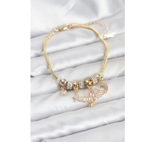Pirinç Gold Renk Kanatlı Charmlı Kadın Bileklik - TJ-BB8199