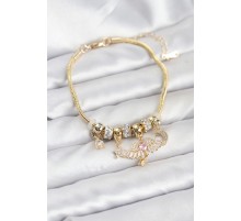 Pirinç Gold Renk Kanatlı Charmlı Kadın Bileklik - TJ-BB8199
