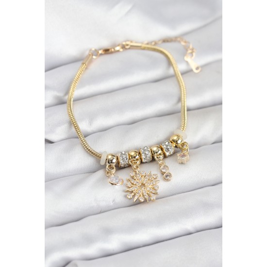 Kutup Yıldızı Model Charmlı Gold Renk Kadın Bileklik - TJ-BB8215