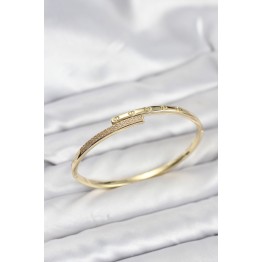 Pirinç Gold Renk Zirkon Taşlı Kadın Kelepçe Bileklik TJ-BB8223