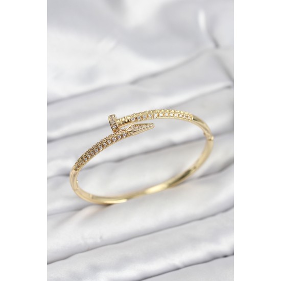 Pirinç Gold Renk Zirkon Taşlı Çivi Model Kadın Kelepçe Bileklik - TJ-BB8225