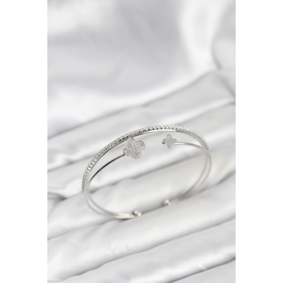 Yonca Model Pirinç Gümüş Renk Kadın Bileklik - TJ-BB8260