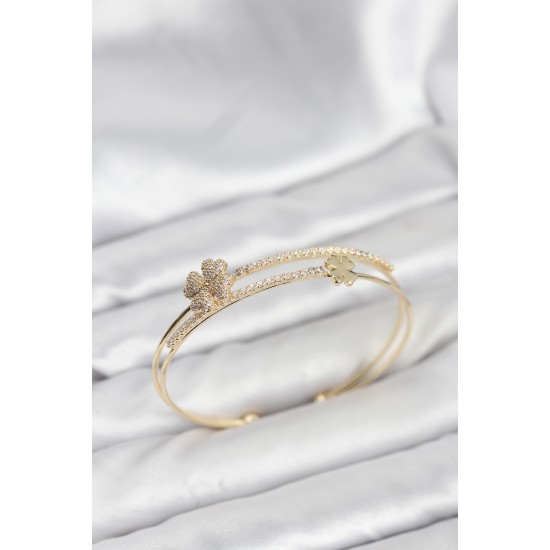 Pirinç Gold Renk Yonca Model Kadın Bileklik - TJ-BB8265