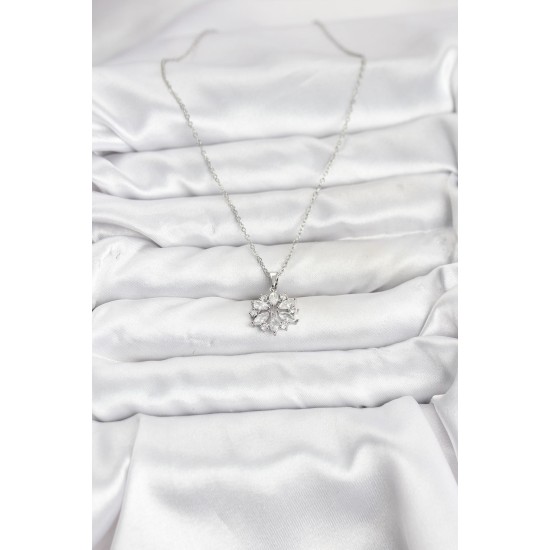 316L Çelik Zincir Gümüş Renk Lotus Model Zirkon Taşlı Kadın Kolye - TJ-BKO10834