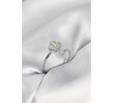 Gümüş Renk Zirkon Taşlı Yonca Model Kadın Yüzük - TJ-BYK4006