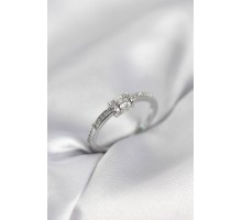 Zirkon Taşlı Gümüş Renk Pirinç Kadın Yüzük - TJ-BYK4013