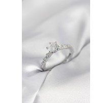 Gümüş Renk Zirkon Taşlı Tek Taş Model Kadın Yüzük - TJ-BYK4025