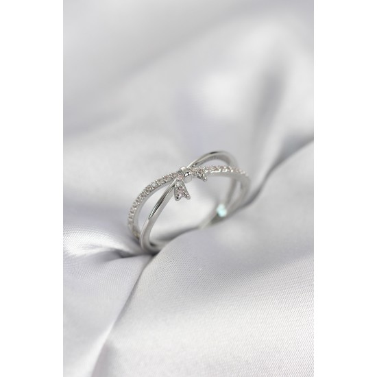 Gümüş Renk Zirkon Taşlı Fiyonk Model Kadın Yüzük - TJ-BYK4033