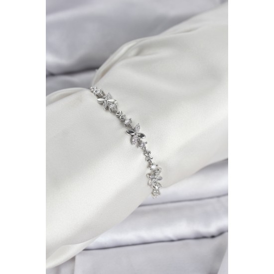 Gümüş Renk Yonca Model Zirkon Taşlı Asansörlü Kadın Bileklik - TJ-BB8333