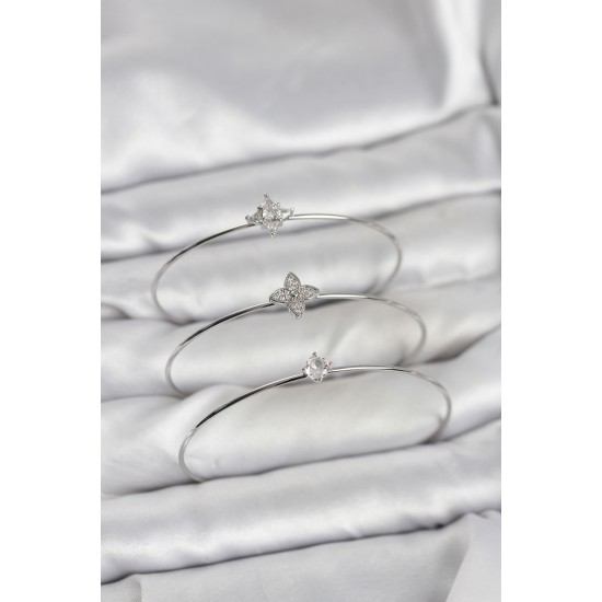 Zirkon Taşlı Gümüş Renk Yonca Model 3'lü Kadın Bileklik Kombini - TJ-BB8348