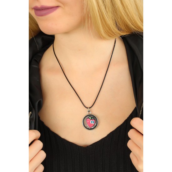 Çilek Figürlü Siyah Deri İpli Bayan Kolye - TJ-BKO4490-KS